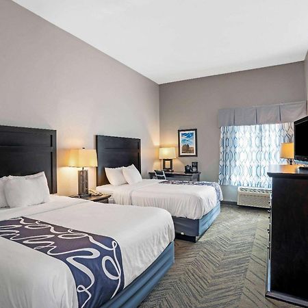La Quinta By Wyndham Brookshire West Katy Hotel Exterior foto